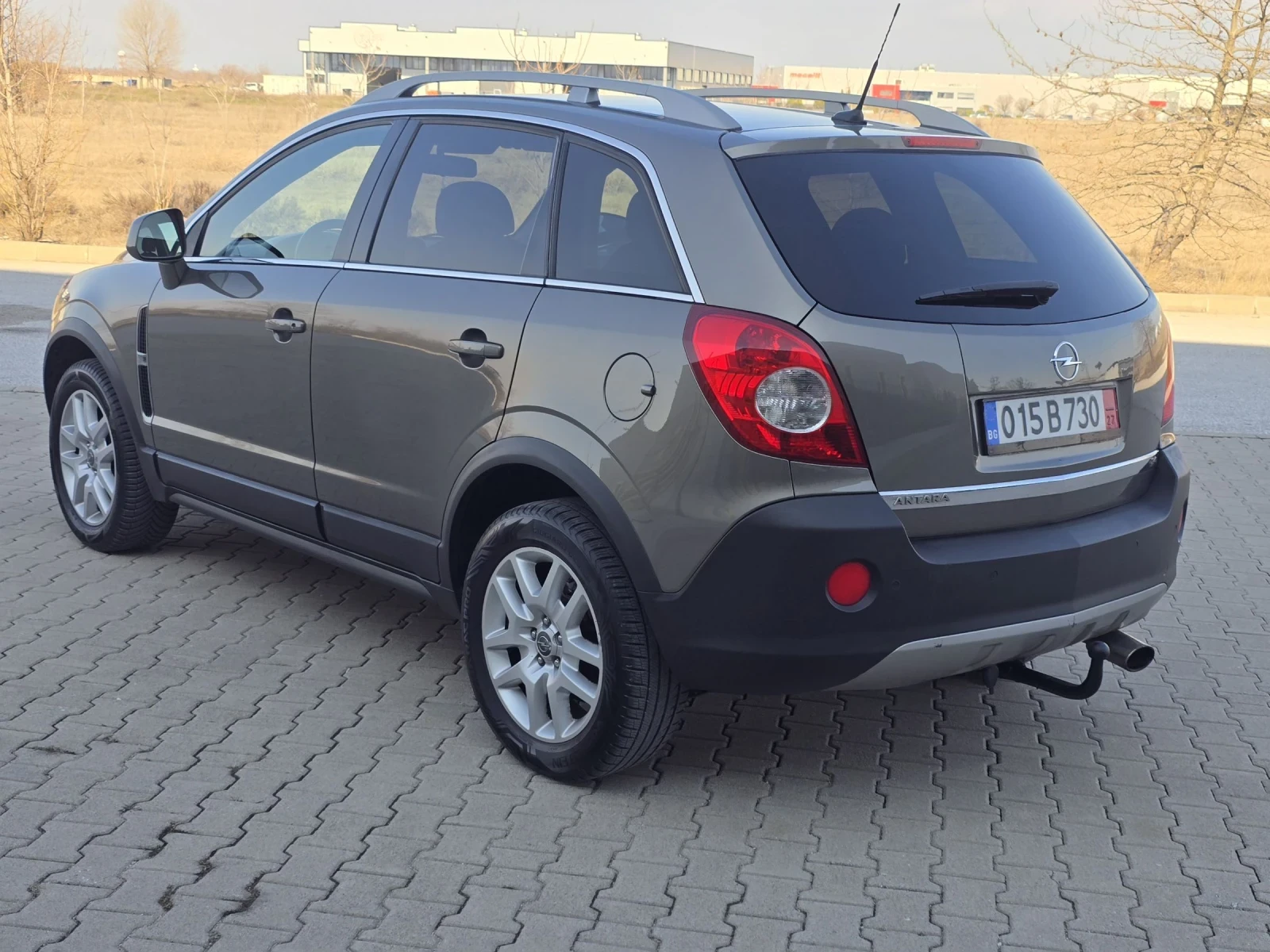 Opel Antara 2.4i/4X4/РЪЧКА/ПЪЛНА СЕРВИЗНА ИСТОРИЯ - изображение 6