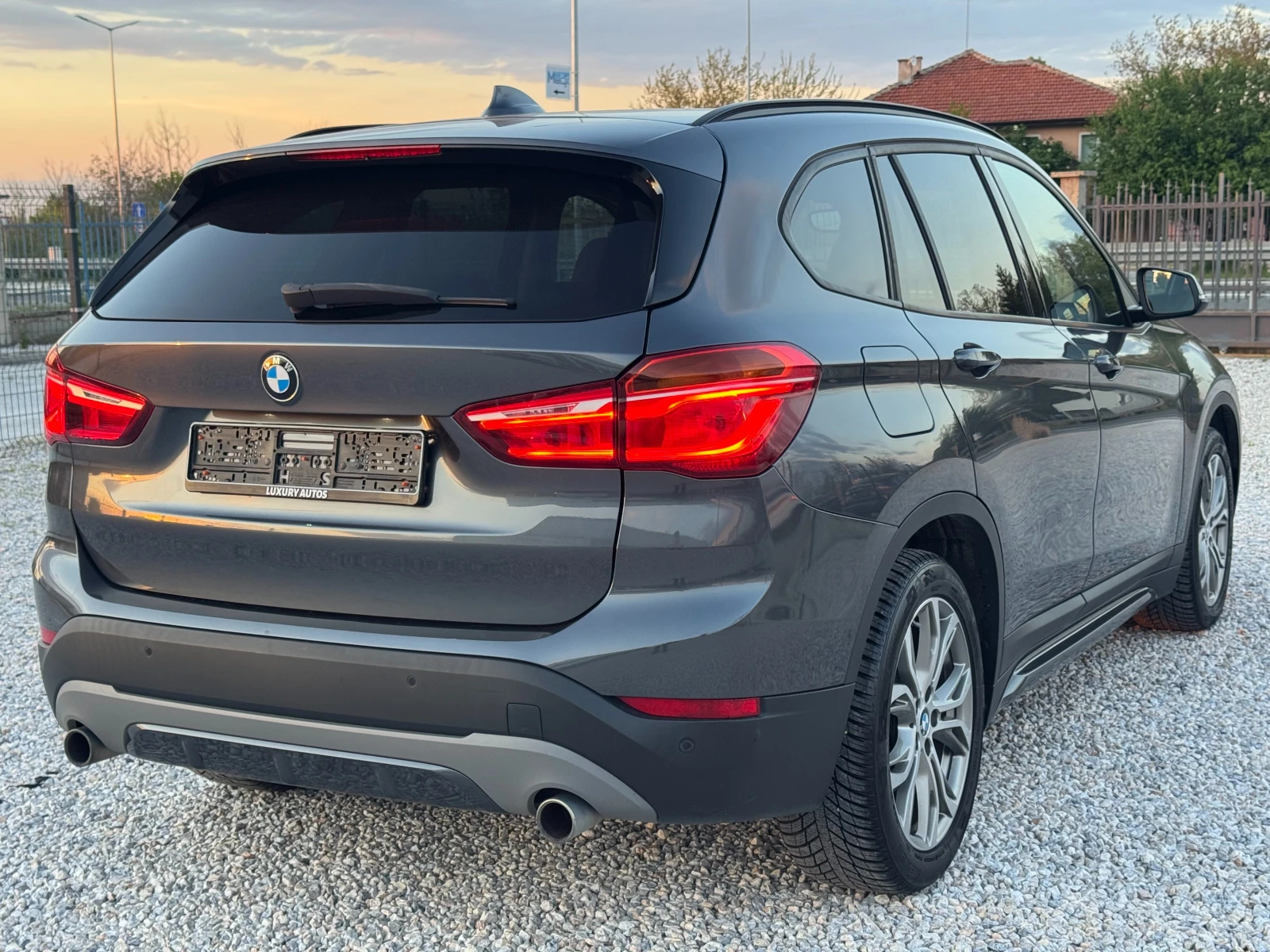BMW X1 25d xDrive* Sportline, снимка 8 - Автомобили и джипове - 54314824