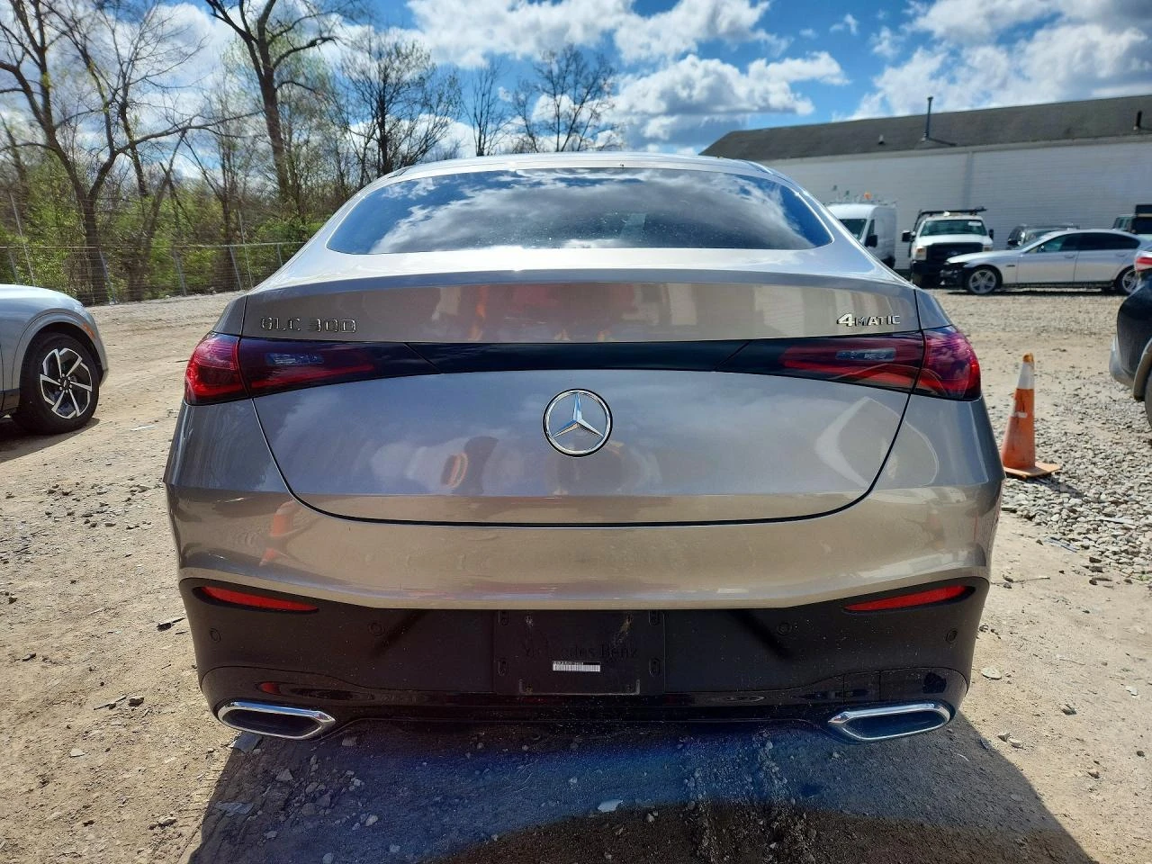 Mercedes-Benz GLC 2.0l Coupe 300 4Matic, снимка 6 - Автомобили и джипове - 54417326