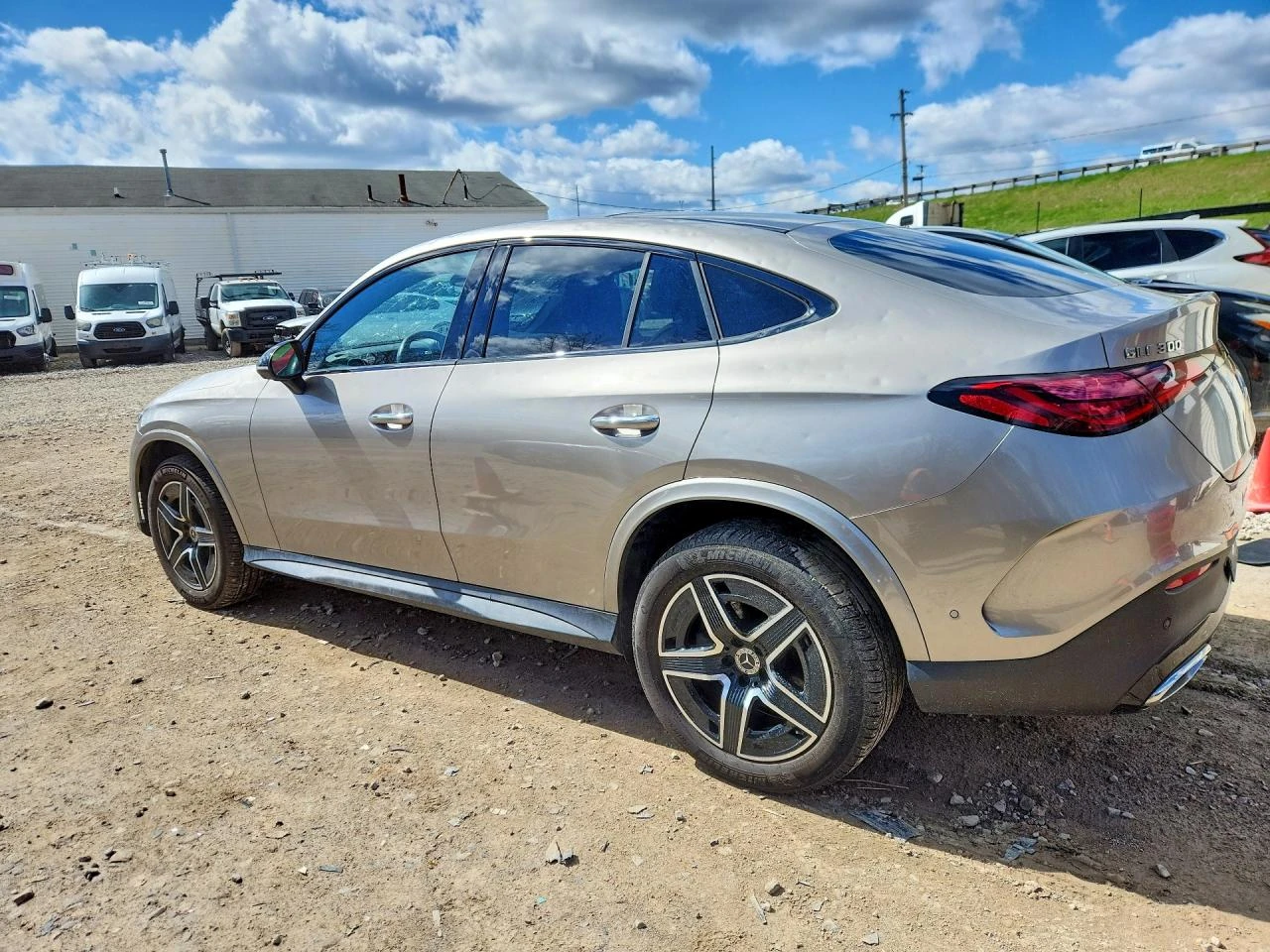 Mercedes-Benz GLC 2.0l Coupe 300 4Matic, снимка 2 - Автомобили и джипове - 54417326