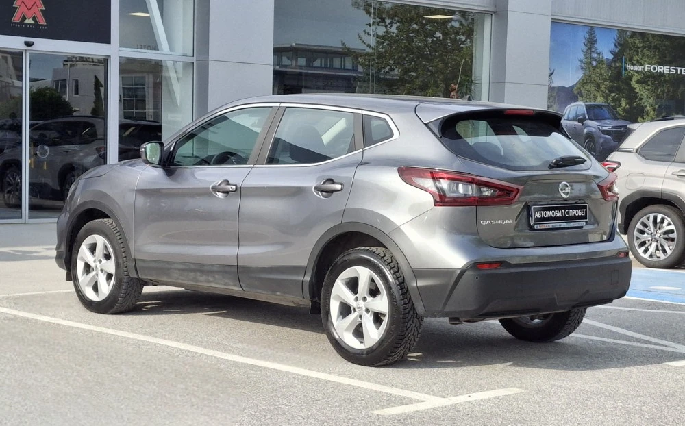Nissan Qashqai 1.3 Petrol DIG-Turbo, снимка 8 - Автомобили и джипове - 54423149