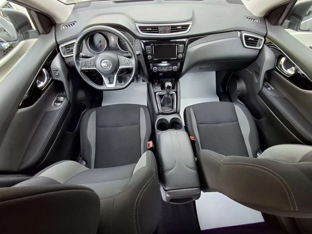 Nissan Qashqai 1.3 Petrol DIG-Turbo, снимка 12 - Автомобили и джипове - 54423149