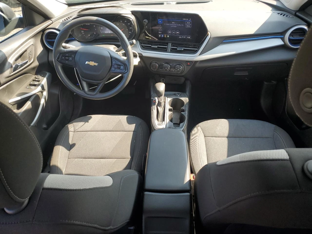 Chevrolet Trax LS / НА ПРЕДНО / ЛИЗИНГ , снимка 8 - Автомобили и джипове - 54671092