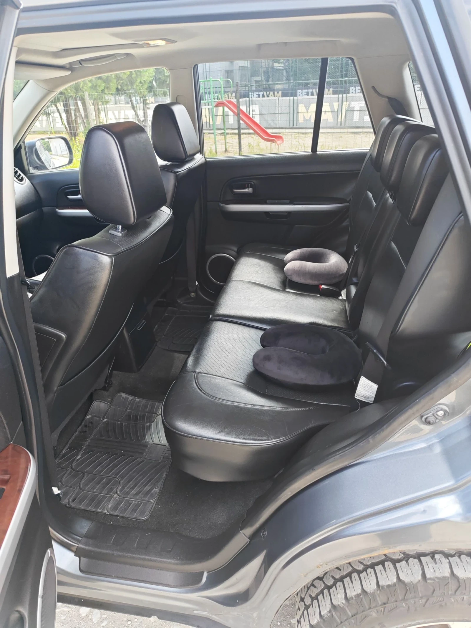 Suzuki Grand vitara 4x4, снимка 12 - Автомобили и джипове - 55399667