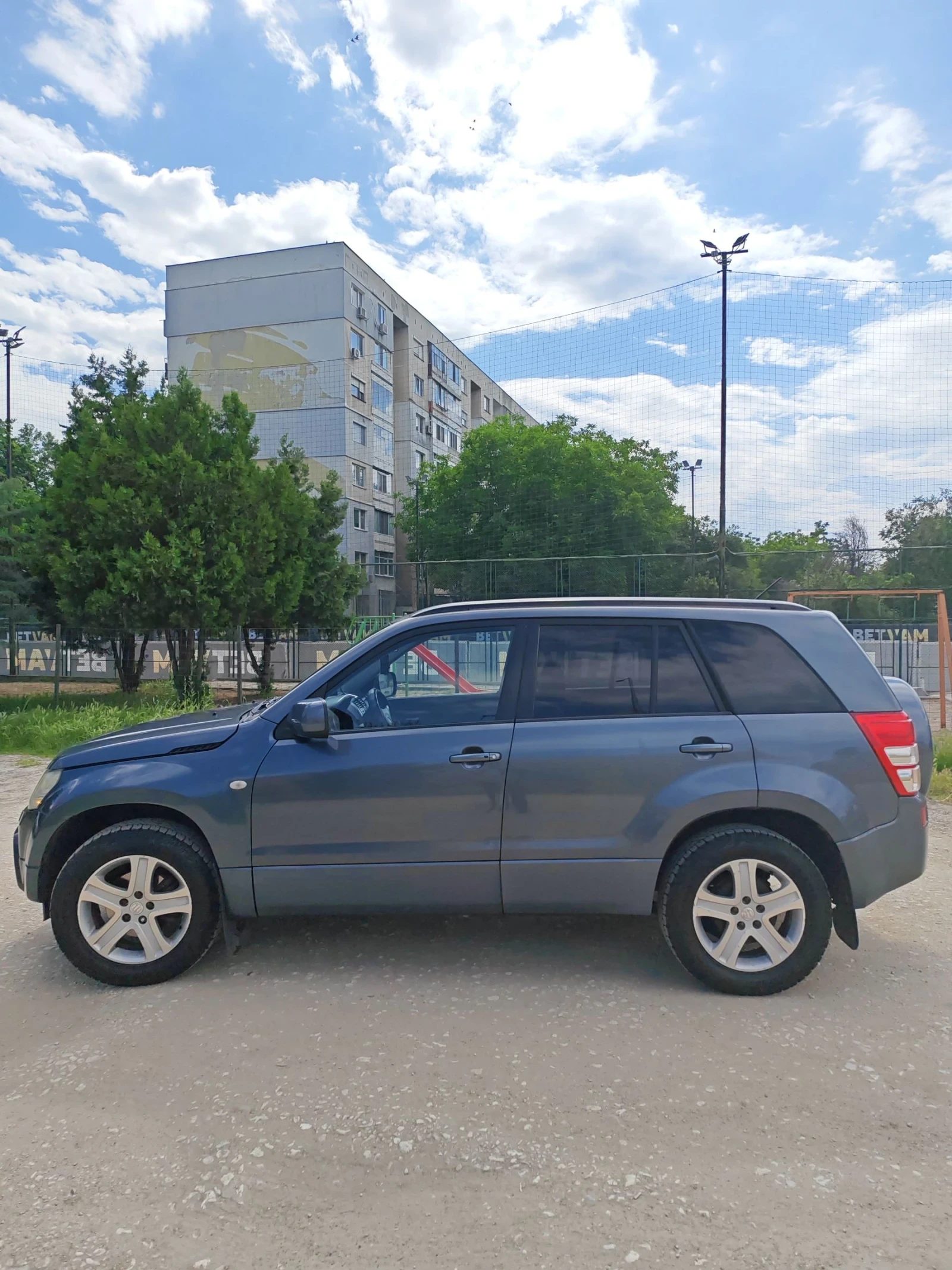 Suzuki Grand vitara 4x4, снимка 3 - Автомобили и джипове - 55399667