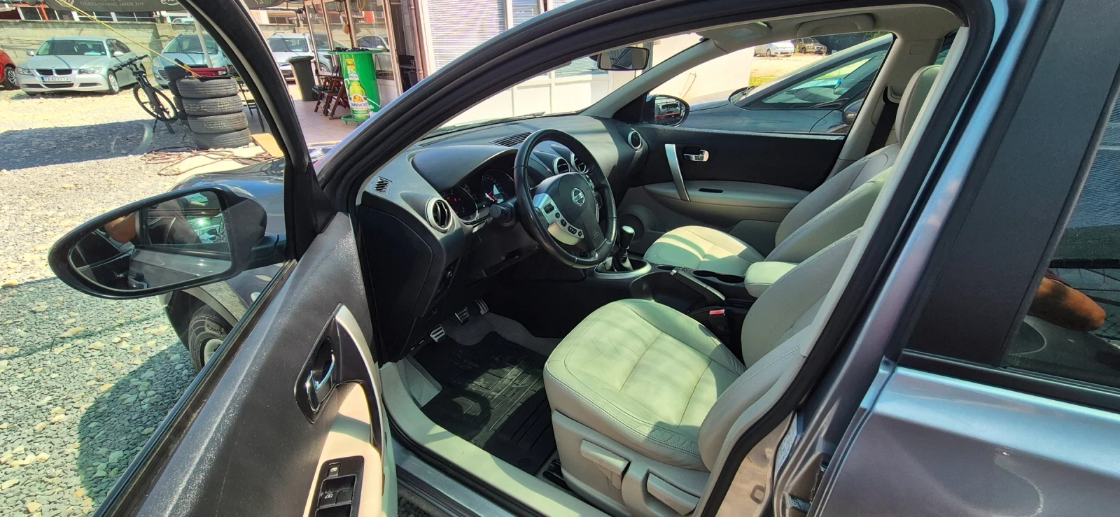 Nissan Qashqai 2.0 NAVIGACIA, снимка 10 - Автомобили и джипове - 55492064