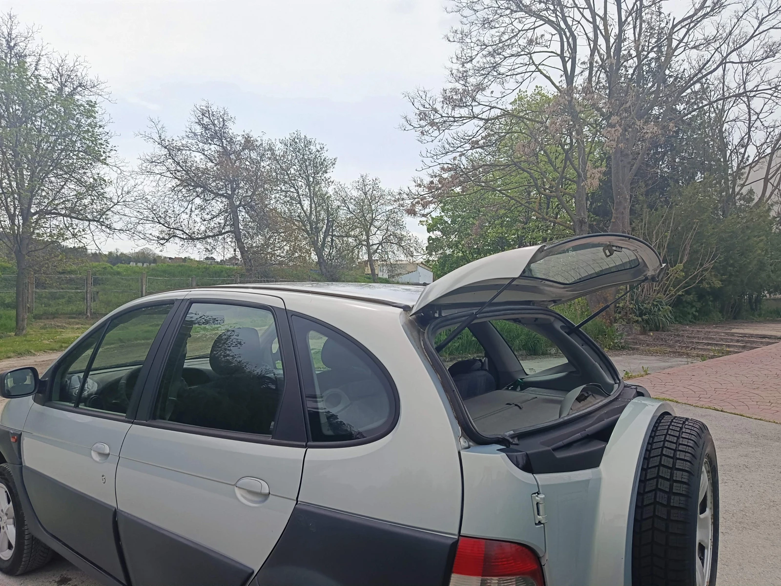 Renault Scenic rx4 RX4 1, 9 dci, снимка 4 - Автомобили и джипове - 55548327
