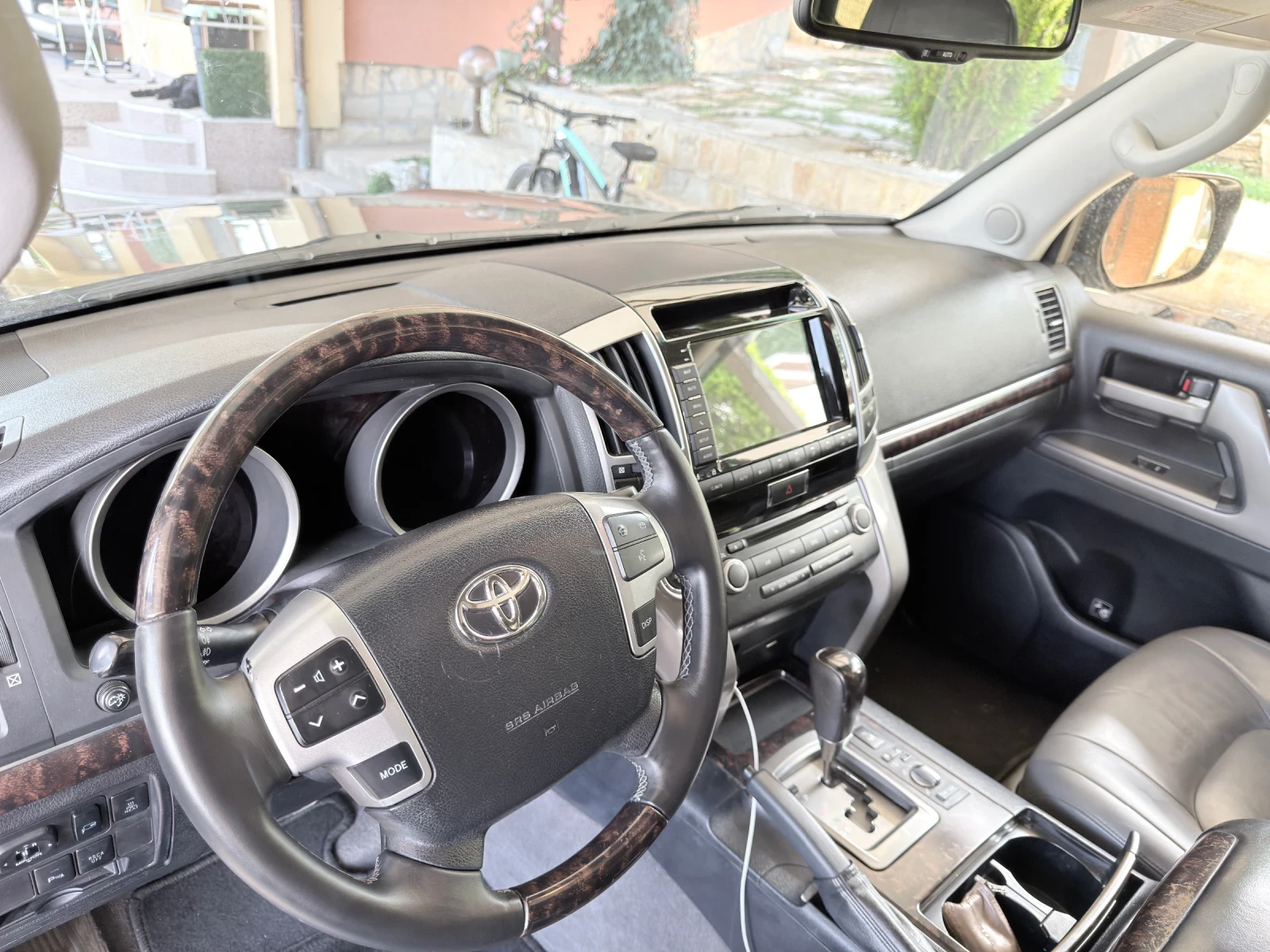 Toyota Land cruiser 200, снимка 11 - Автомобили и джипове - 55953994