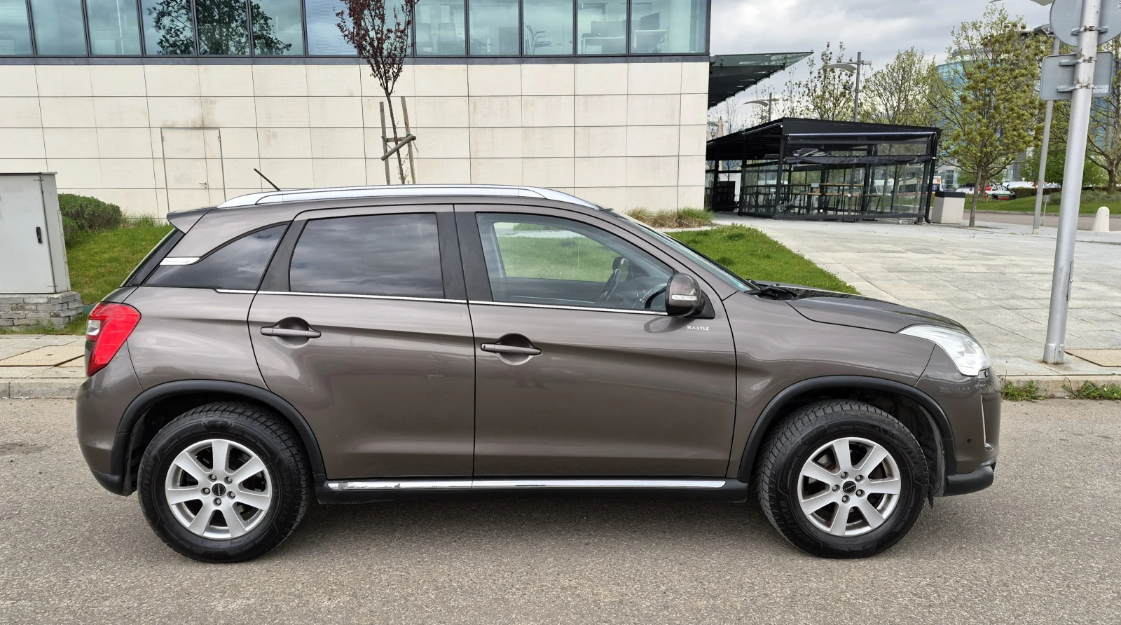 Mitsubishi ASX 1.8 DI-D 4WD-PANORAMA, снимка 6 - Автомобили и джипове - 56139330