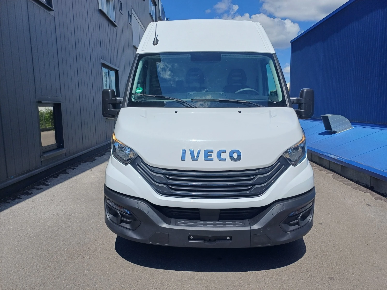 Iveco Daily 35S16 - изображение 2