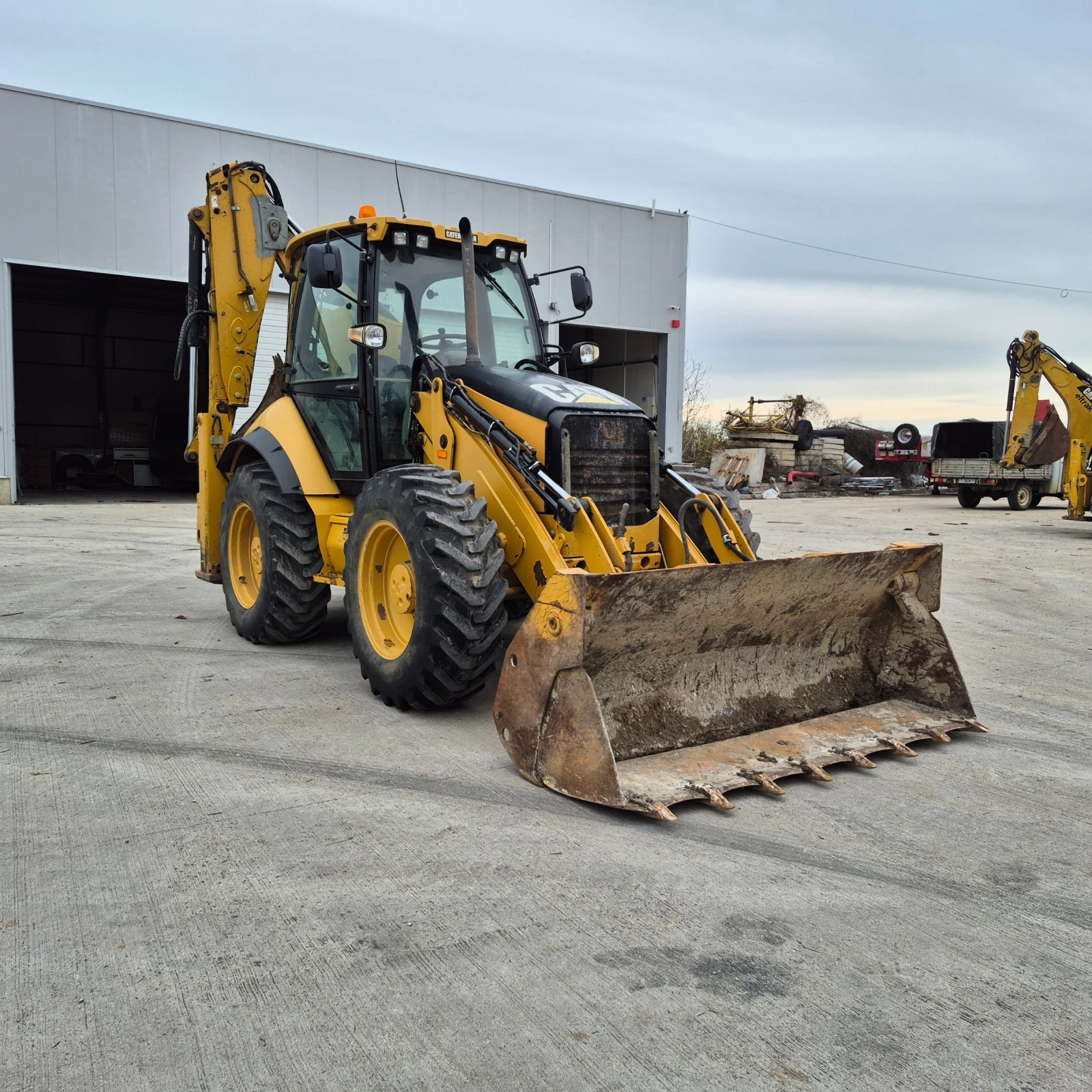  Cat 434 | Mobile.bg   1