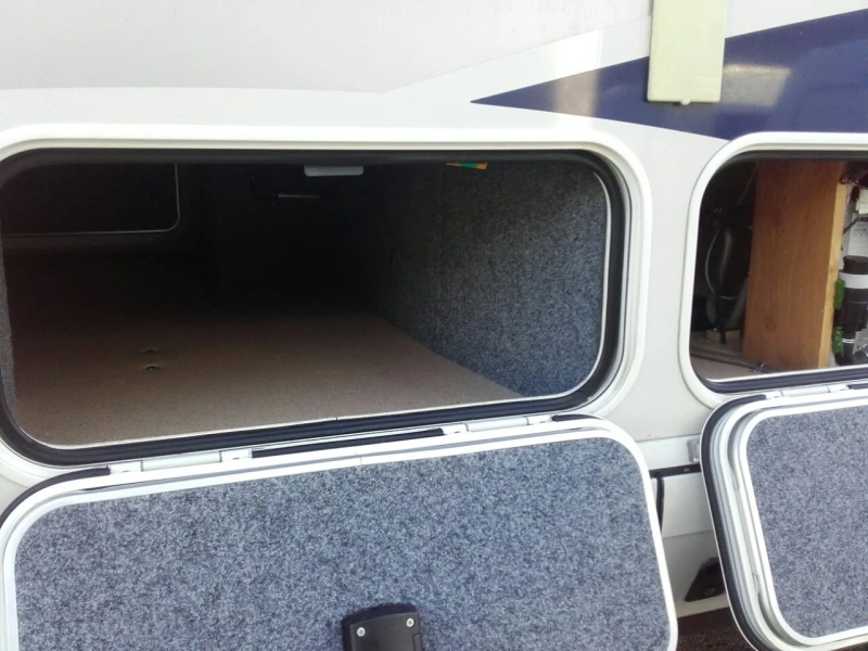 Кемпер Carthago mondial 57, снимка 10 - Каравани и кемпери - 52138946