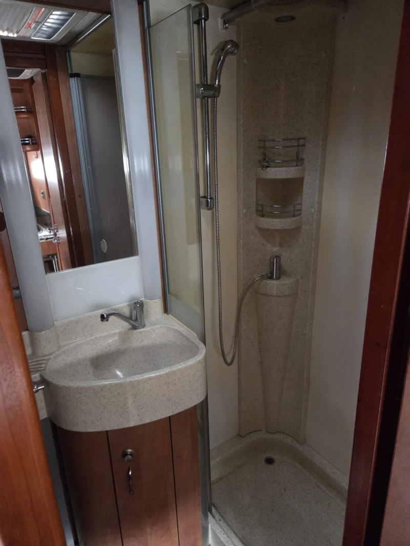 Кемпер Carthago mondial 57, снимка 5 - Каравани и кемпери - 52138946