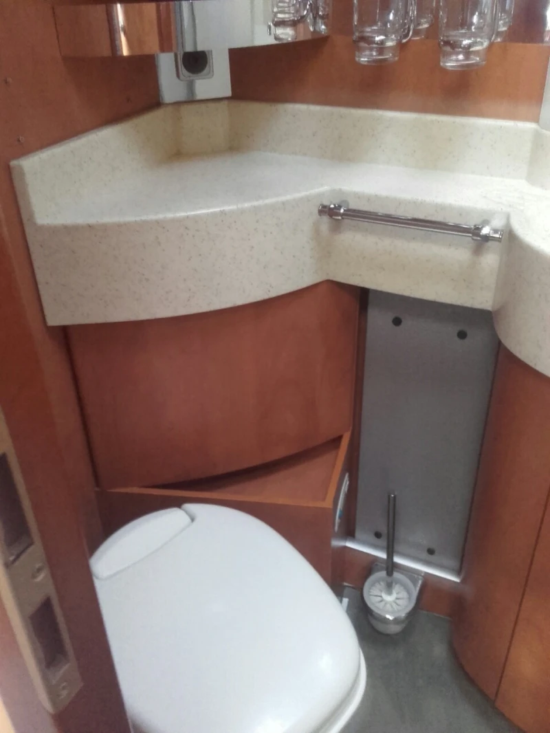 Кемпер Carthago mondial 57, снимка 14 - Каравани и кемпери - 52138946