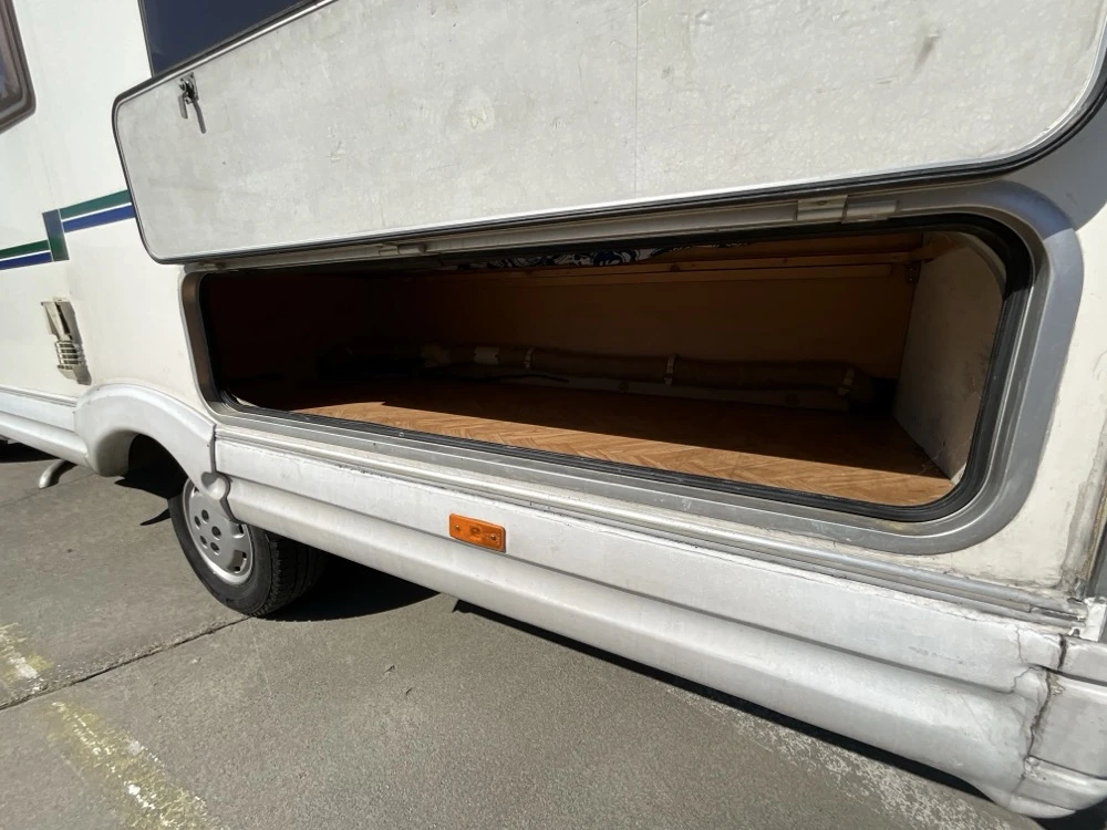 Кемпер McLouis Lagan 430, снимка 7 - Каравани и кемпери - 54341697