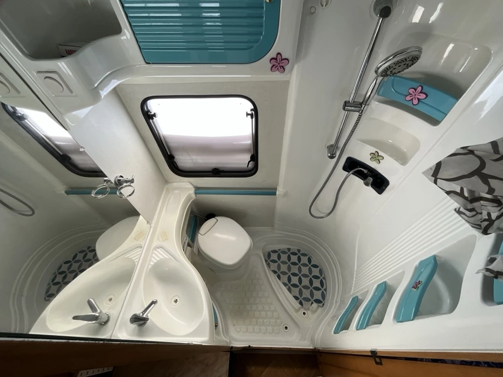 Кемпер McLouis Lagan 430, снимка 16 - Каравани и кемпери - 54341697