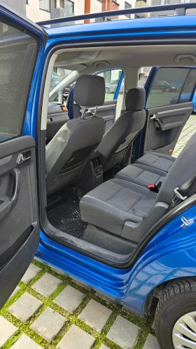 VW Touran Touran, снимка 4 — Bazar.bg VW Touran Touran, снимка 4