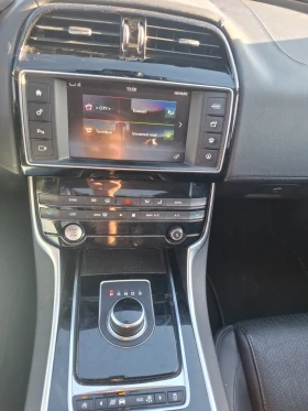 Jaguar XE, снимка 9