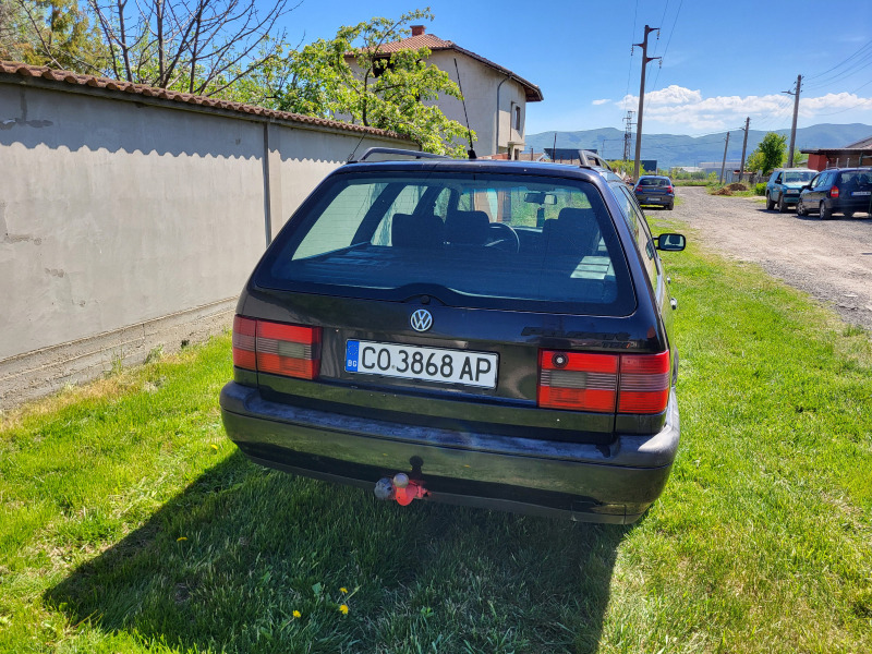 VW Passat, снимка 8 - Автомобили и джипове - 45892504