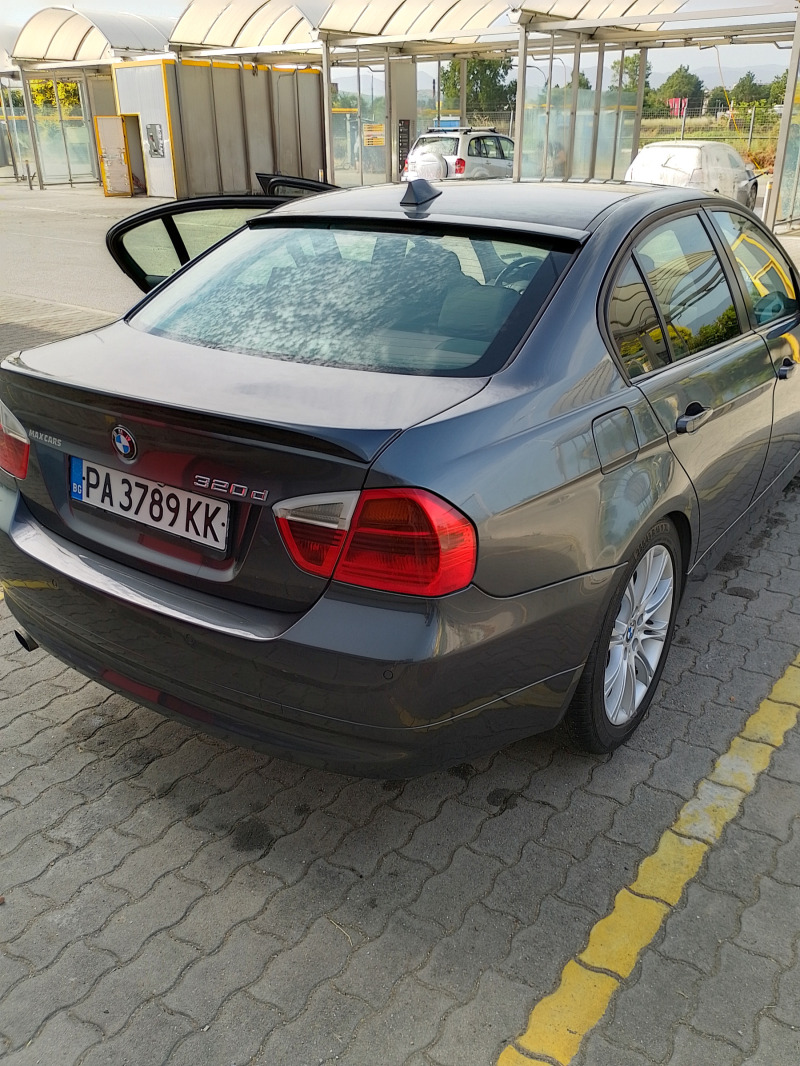 BMW 320, снимка 4 - Автомобили и джипове - 46169952