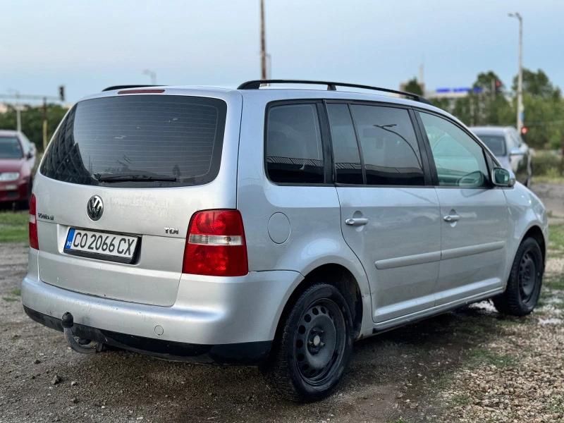 VW Touran 1.9TDI, снимка 6 - Автомобили и джипове - 46491670