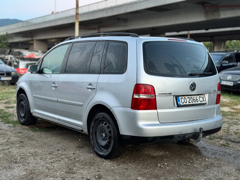 VW Touran 1.9TDI, снимка 4 - Автомобили и джипове - 46491670