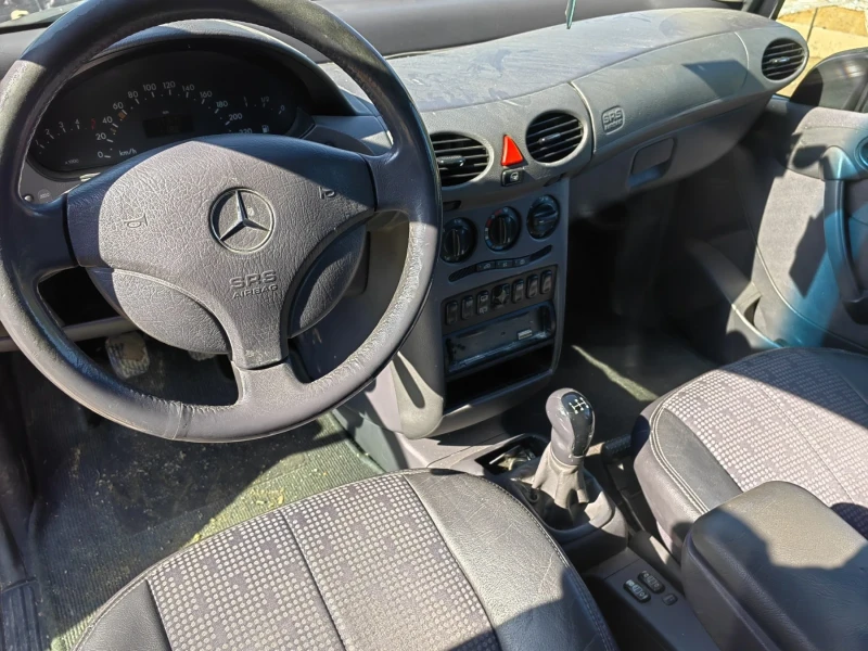 Mercedes-Benz A 170 Facelift , снимка 10 - Автомобили и джипове - 47665559