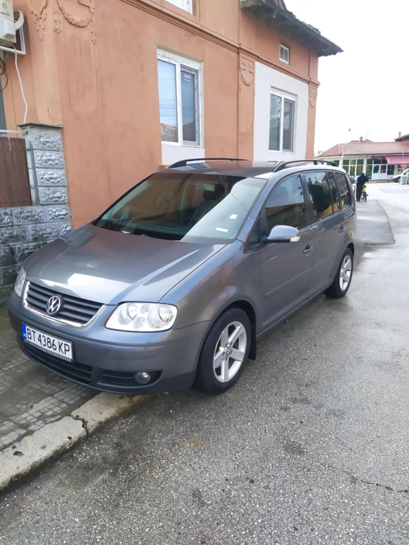 VW Touran, снимка 1 - Автомобили и джипове - 48299978