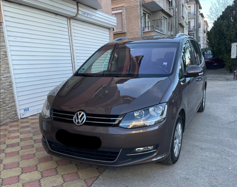 VW Sharan 2.0TDI, снимка 2 - Автомобили и джипове - 48392261