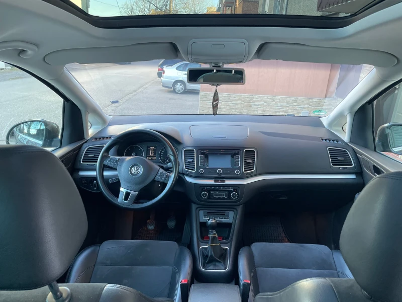 VW Sharan 2.0TDI, снимка 9 - Автомобили и джипове - 48392261