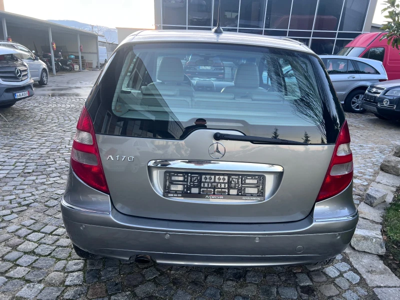 Mercedes-Benz A 170 Elegance Automatic газ, снимка 6 - Автомобили и джипове - 48519715