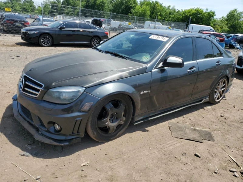 Mercedes-Benz C 63 AMG, снимка 1 - Автомобили и джипове - 48826214