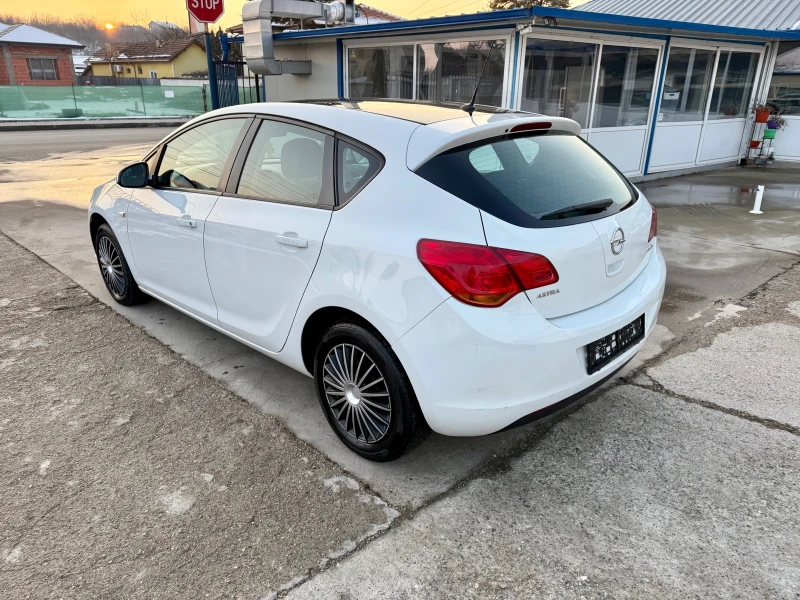 Opel Astra 1.4i, снимка 5 - Автомобили и джипове - 49203816