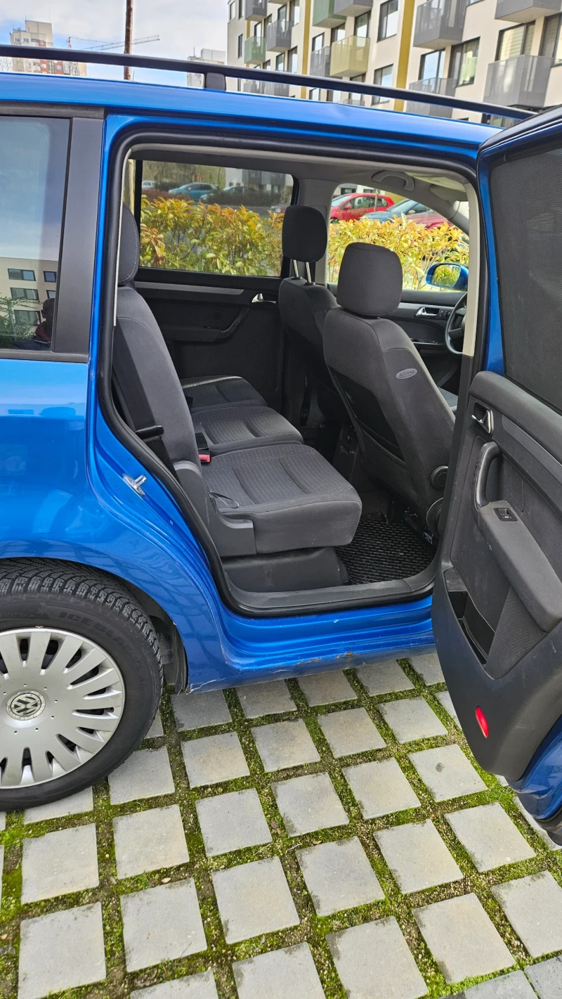 VW Touran  Touran, снимка 6 - Автомобили и джипове - 52536782