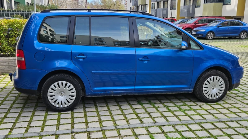 VW Touran  Touran, снимка 7 - Автомобили и джипове - 52536782
