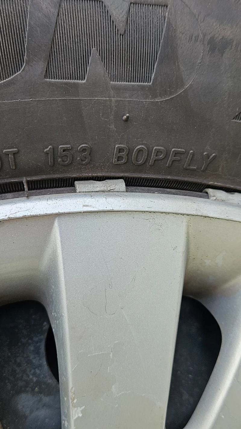 VW Touran  Touran, снимка 9 - Автомобили и джипове - 52536782