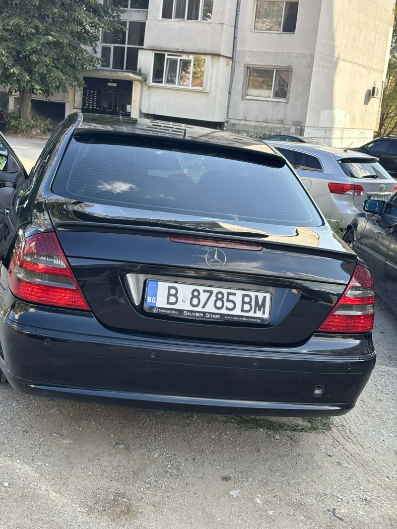 Mercedes-Benz E 320, снимка 2 - Автомобили и джипове - 52905845