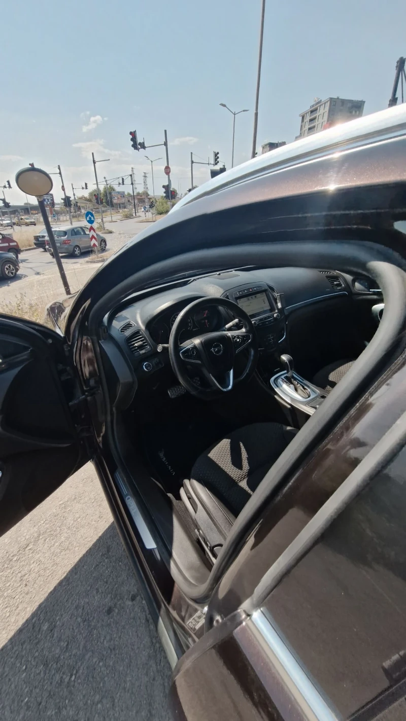 Opel Insignia, снимка 11 - Автомобили и джипове - 52957783