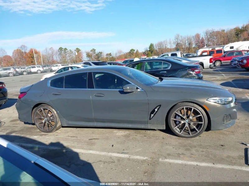 BMW 850 4.4l MI Gtan Coupe xDrive, снимка 13 - Автомобили и джипове - 53215033