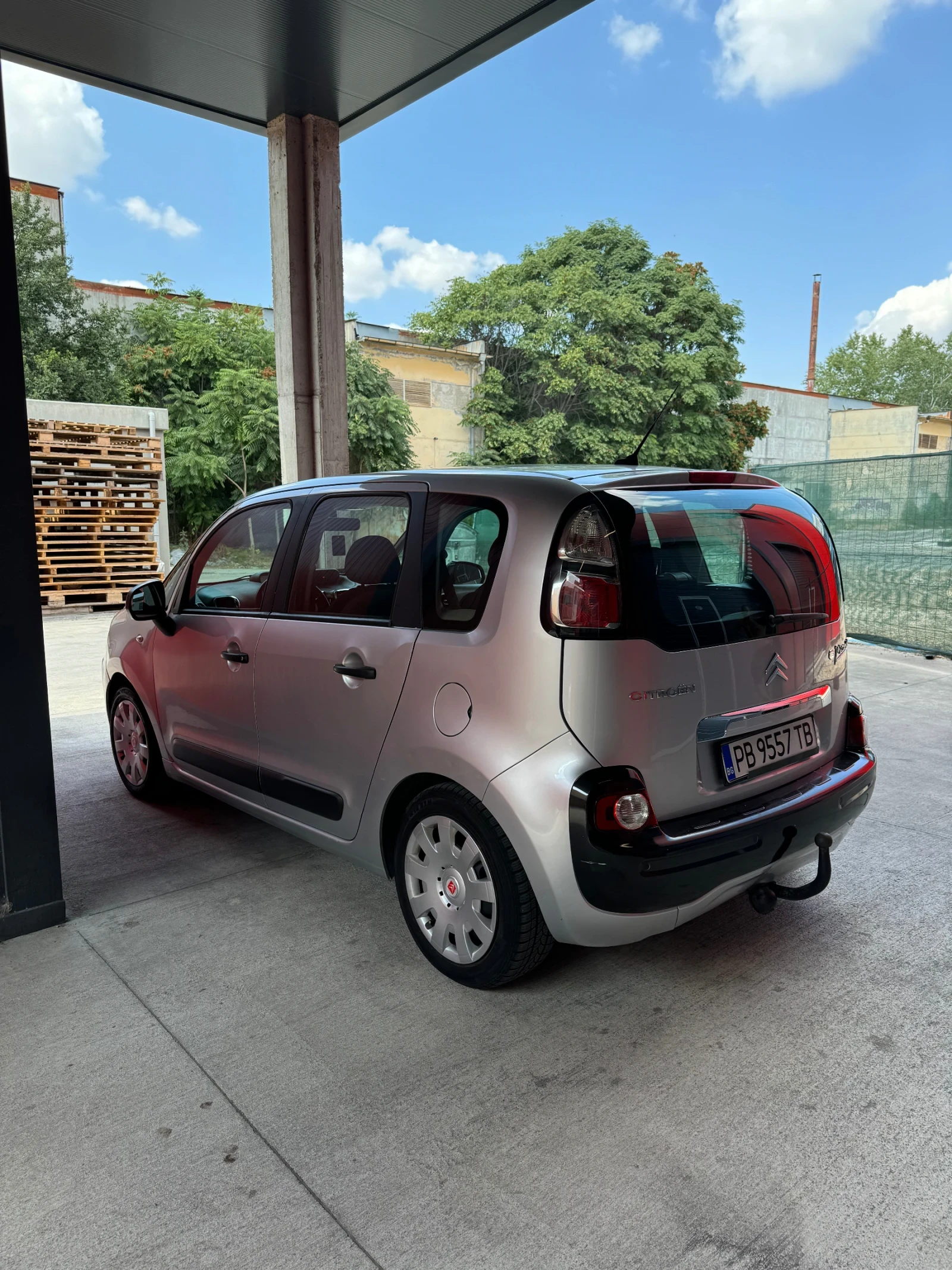 Citroen C3 Picasso 1.6HDI - изображение 6