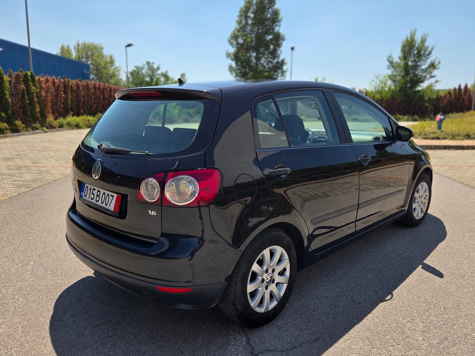 VW Golf Plus 1.6i 102к.с. Газов инж. ОТЛИЧЕН - изображение 3