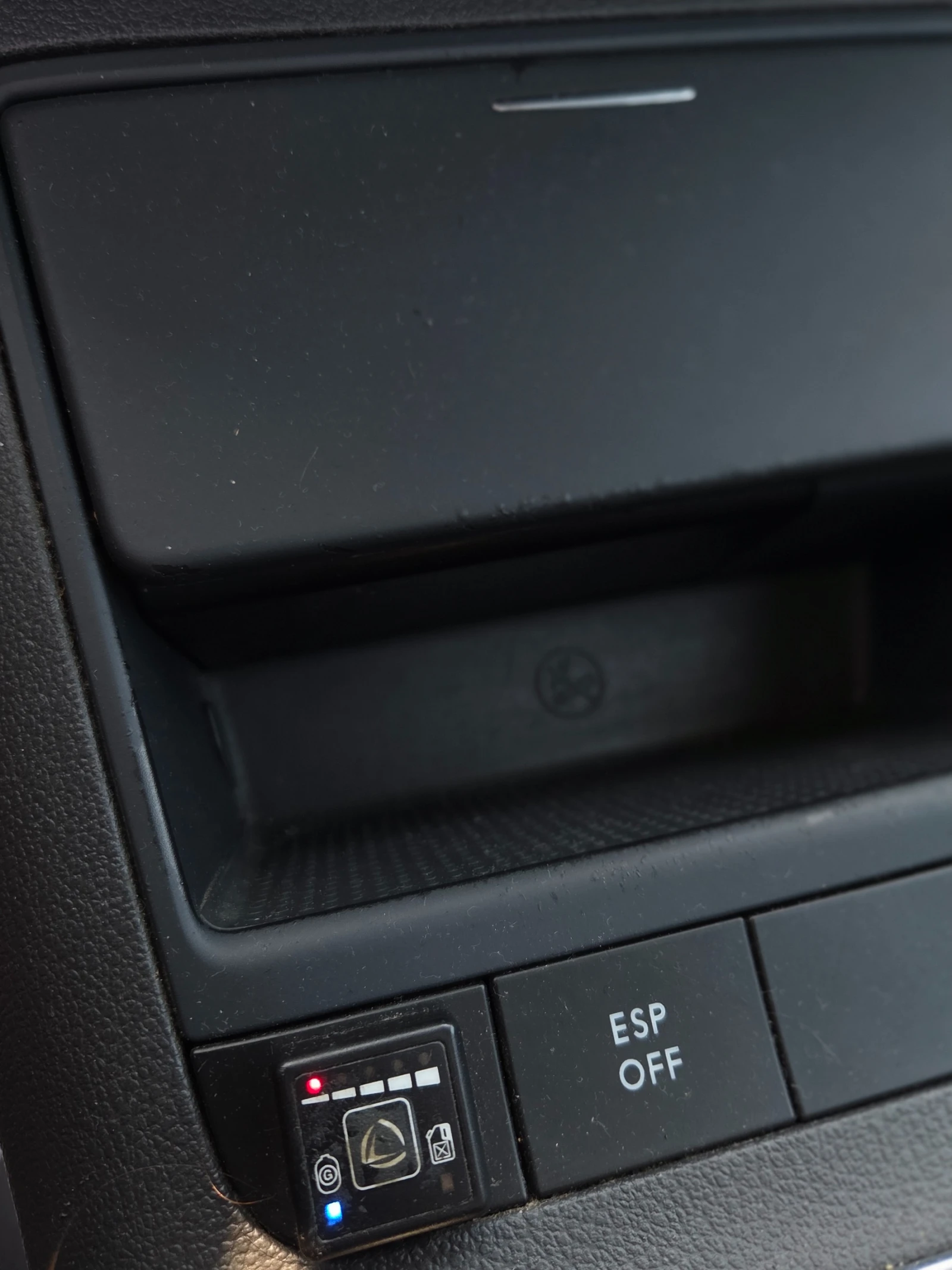 VW Golf Plus 1.6i 102к.с. Газов инж. ОТЛИЧЕН - изображение 9