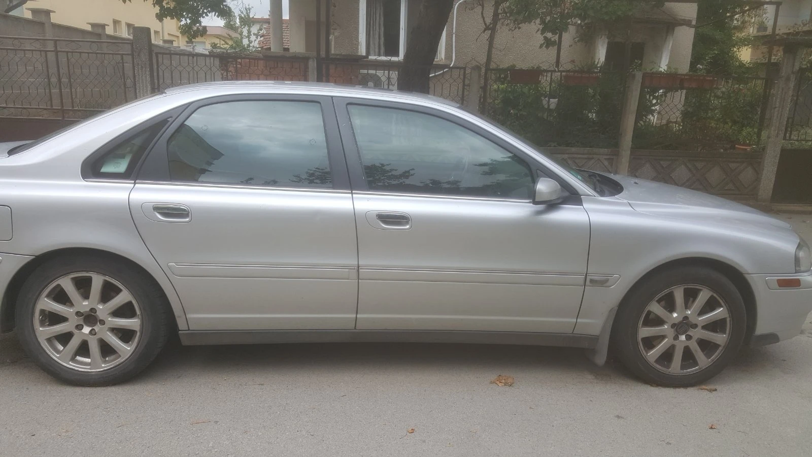Volvo S80  - изображение 2