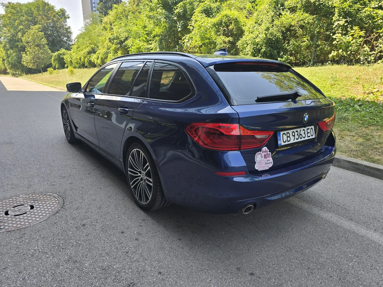BMW 520 520i/184КС/ЛЕД/ДИСТР/КОЖА - изображение 6