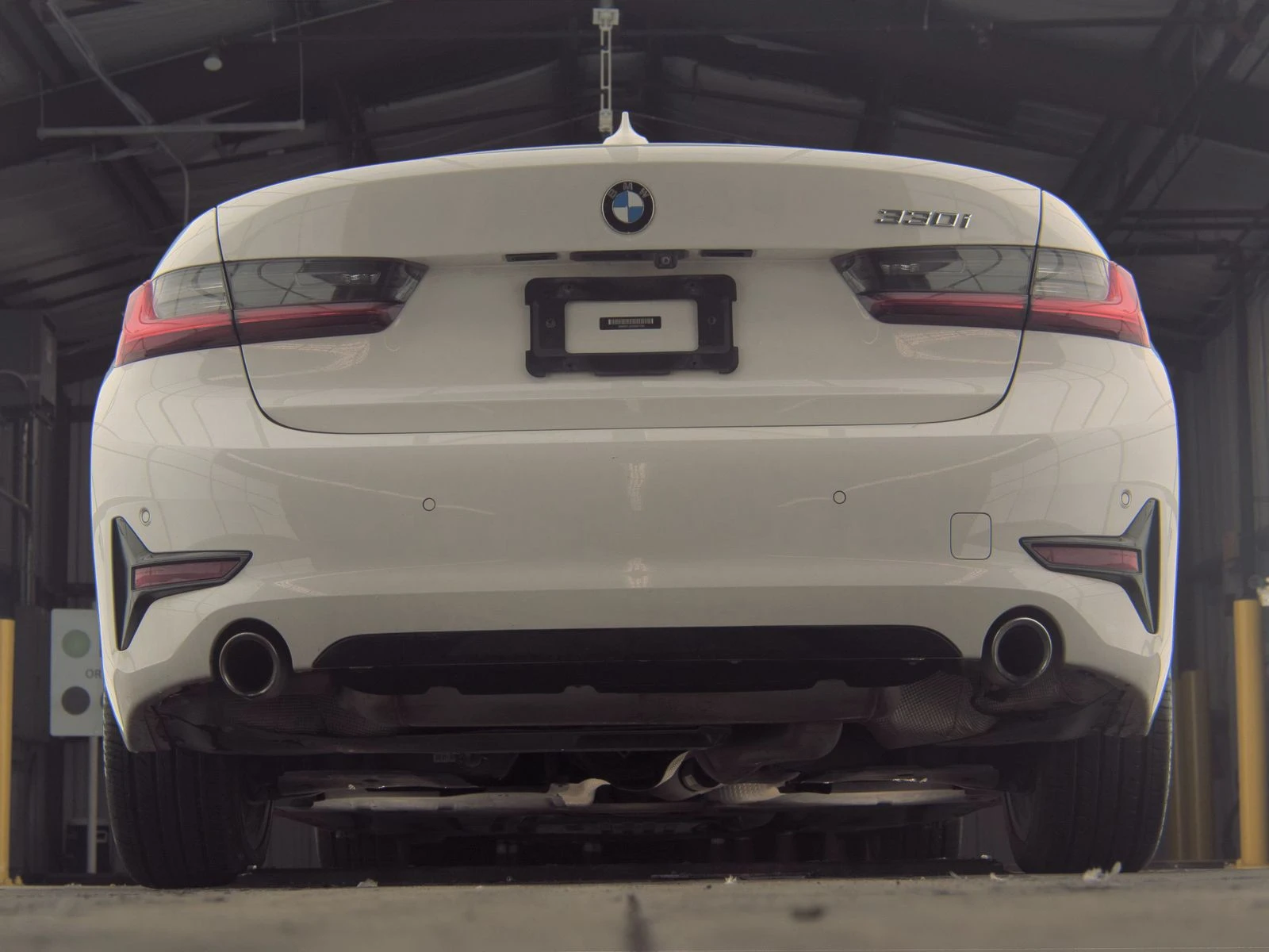 BMW 330 * DIGITAL* MEMORY* PANO* PODGREV - изображение 8