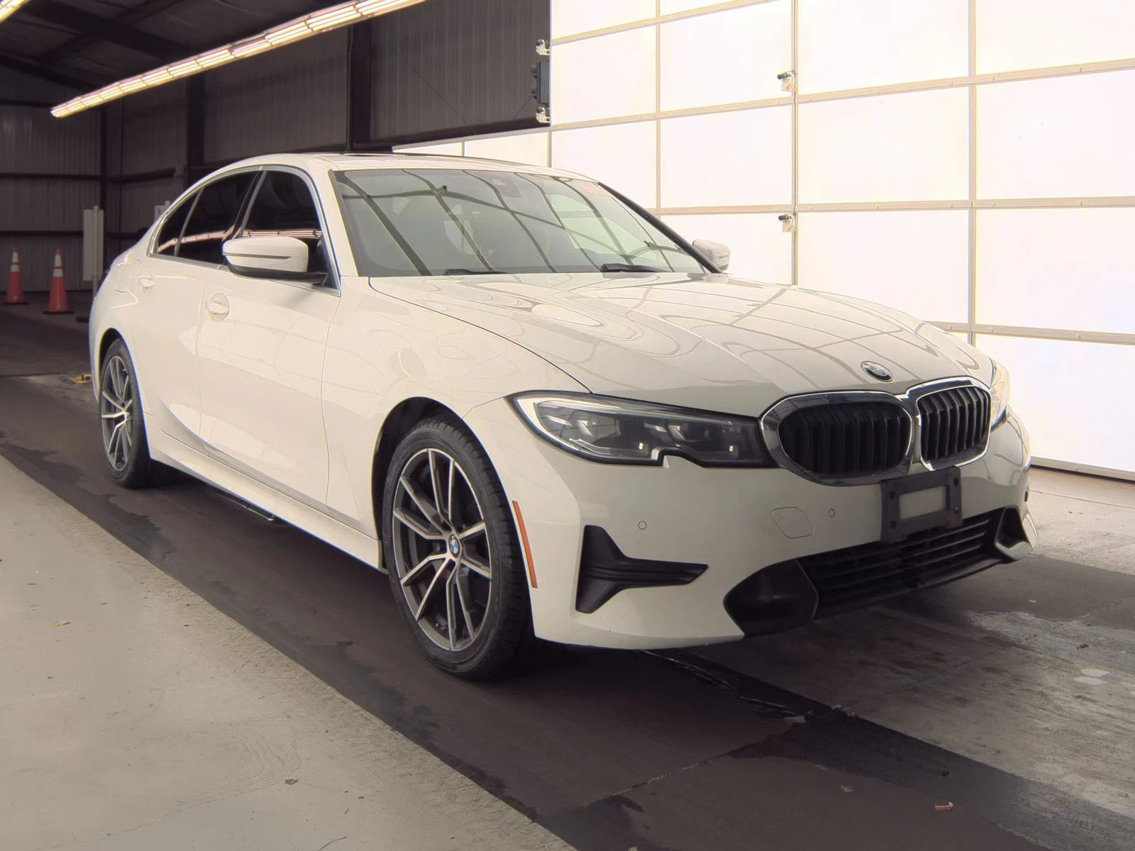 BMW 330 * DIGITAL* MEMORY* PANO* PODGREV | Mobile.bg   1