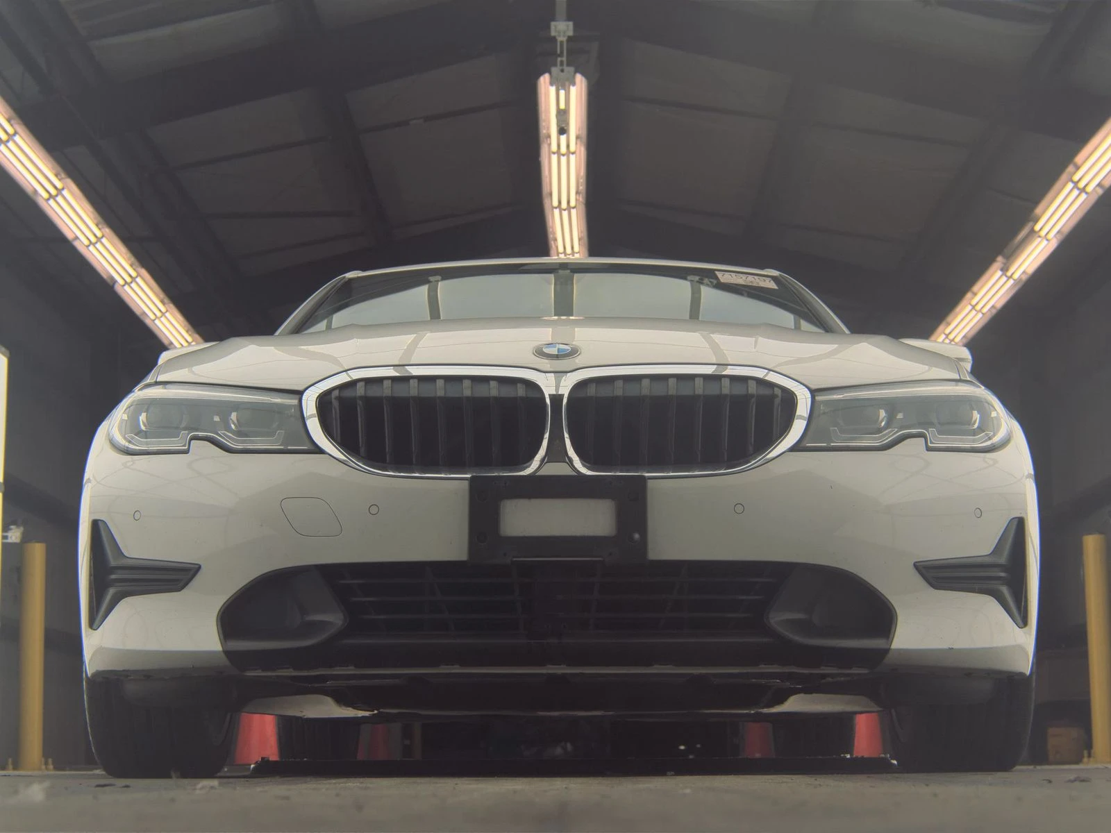 BMW 330 * DIGITAL* MEMORY* PANO* PODGREV - изображение 7