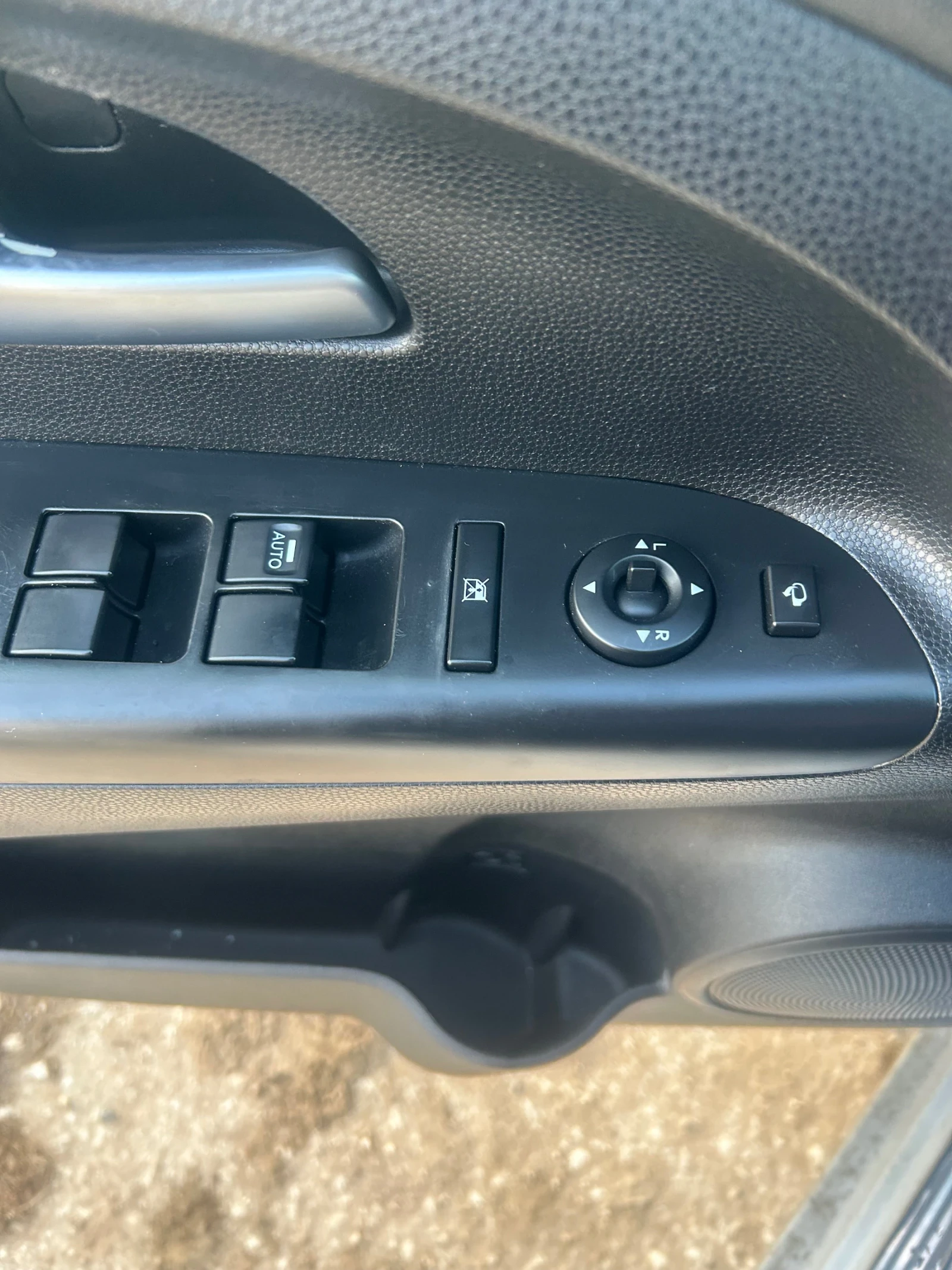 Kia Venga  - изображение 5