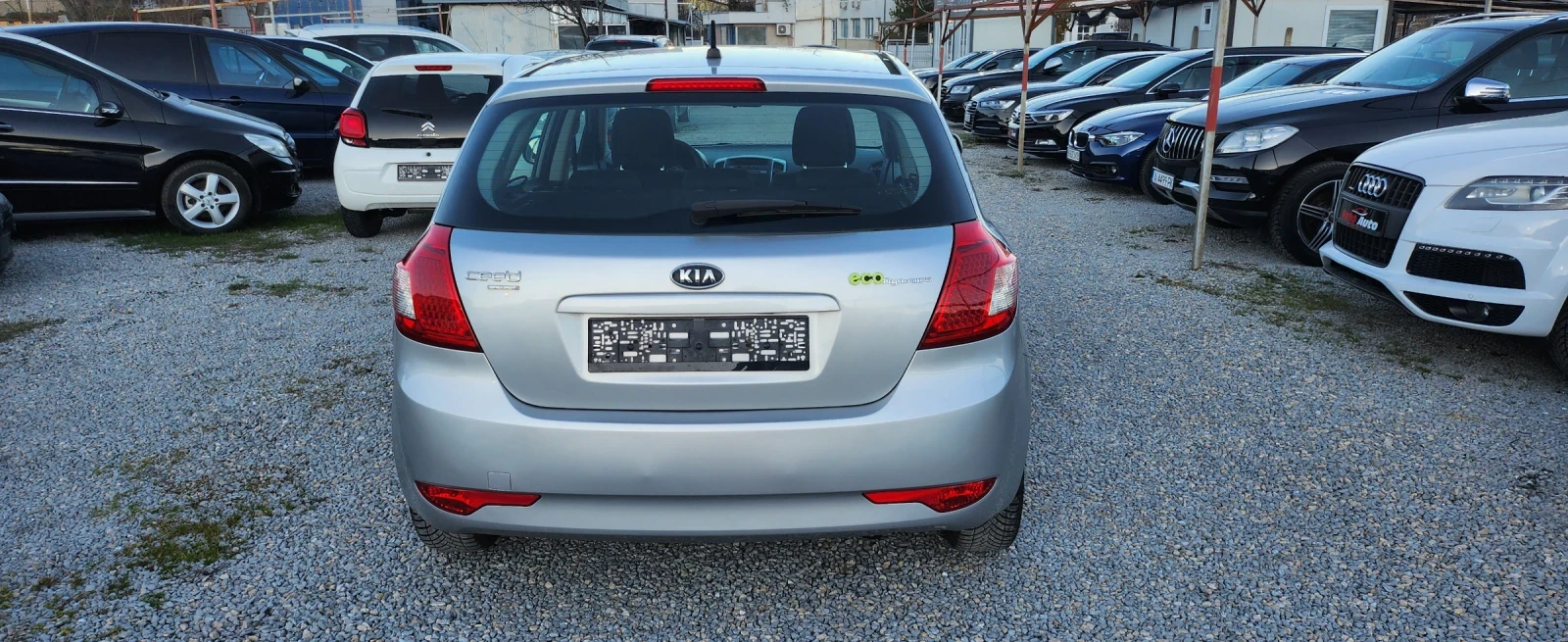 Kia Ceed 1.6GRDI 90коня 6 скорости, снимка 5 - Автомобили и джипове - 53834844