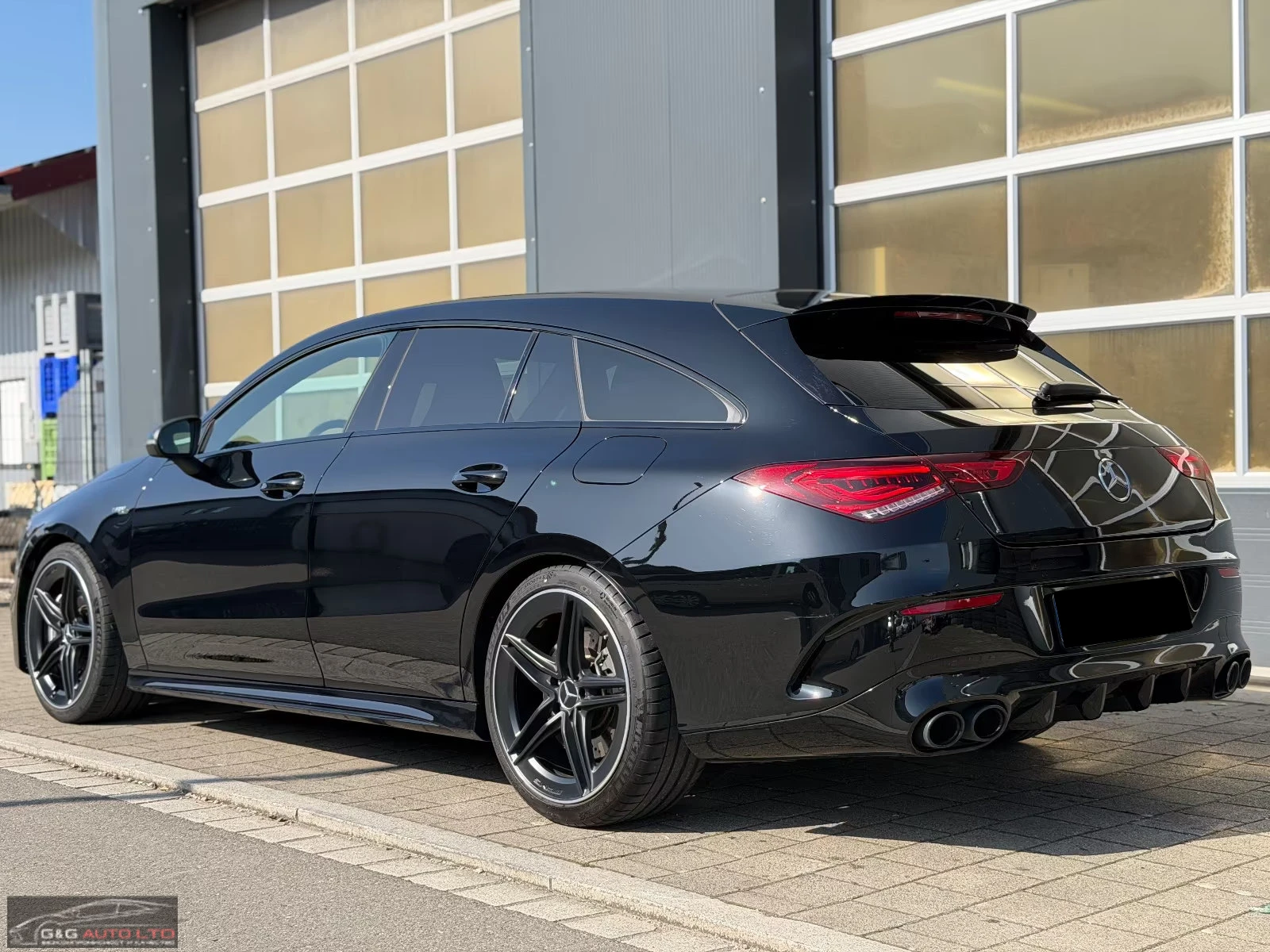 Mercedes-Benz CLA 45 AMG 4MATIC/387HP/NIGHT/SHOOTING-BRAKE/DISTR/LED/953g, снимка 4 - Автомобили и джипове - 53904257